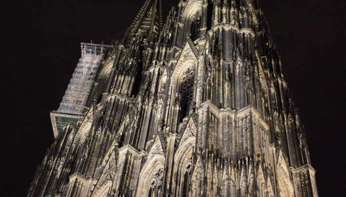 德国人纪念水晶之夜恐怖事件,因为反犹主义正在抬头 德国人纪念水晶之夜恐怖事件,因为反犹主义正在抬头