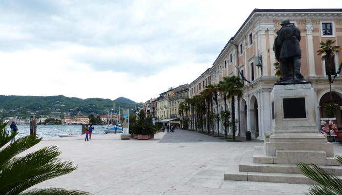 以色列-哈马斯战争:在约旦河西岸,“愤怒之日”转而反对巴勒斯坦权力机构 以色列-哈马斯战争:在约旦河西岸,“愤怒之日”转而反对巴勒斯坦权力机构