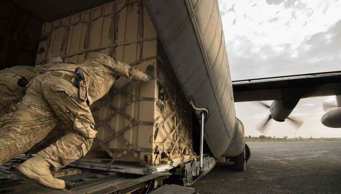 SpaceX公司的“龙”飞船将携带重要物资和科学货物登陆空间站