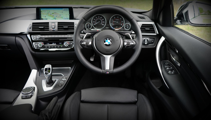 宝马X1价格;宝马，2023年Mini销量，宝马电动汽车销量