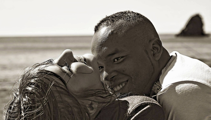 亨利在他的职业生涯中揭示了与抑郁症的斗争 亨利在他的职业生涯中揭示了与抑郁症的斗争