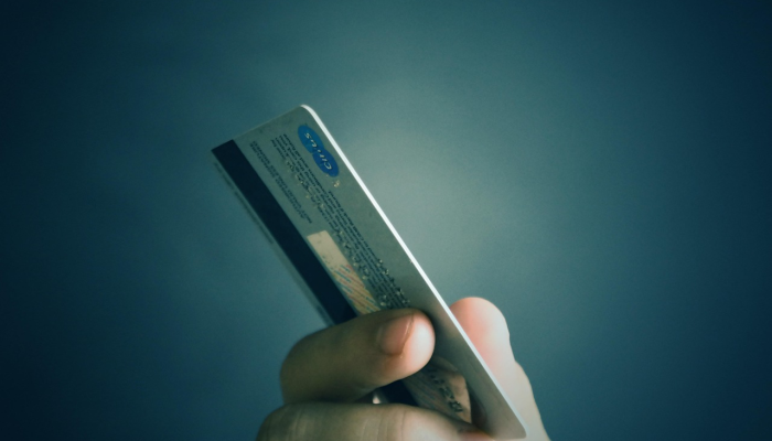 由于芯片销售强劲，4月1-20日出口增长11.1%