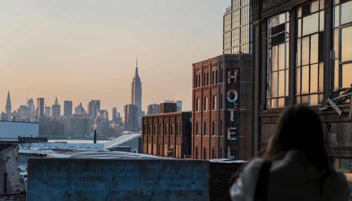 克里米亚军事设施发生巨大爆炸后,“数千人撤离” 克里米亚军事设施发生巨大爆炸后,“数千人撤离”