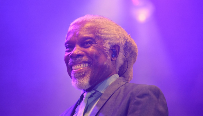 在纳达尔主导的法网公开赛上，大阪直美取得了胜利