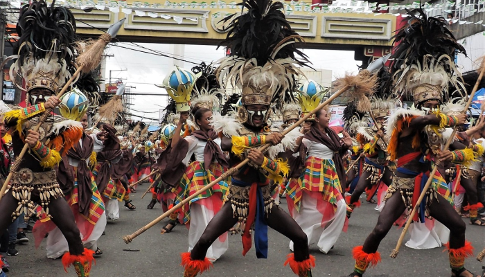 “抢夺”电影角色加入“坦克世界”